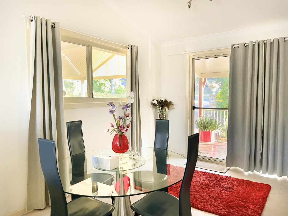 Bright & Beautiful Home On The Hills! Kelmscott Exterior foto